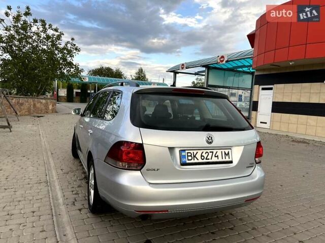 Сірий Фольксваген Гольф, об'ємом двигуна 1.6 л та пробігом 241 тис. км за 7600 $, фото 3 на Automoto.ua