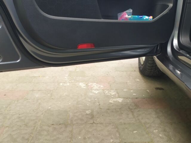 Сірий Фольксваген Гольф, об'ємом двигуна 1.2 л та пробігом 210 тис. км за 6700 $, фото 11 на Automoto.ua