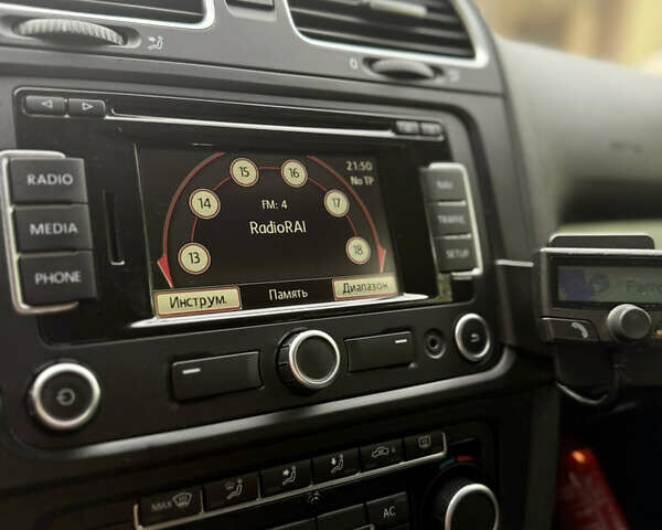 Серый Фольксваген Гольф, объемом двигателя 1.6 л и пробегом 248 тыс. км за 7650 $, фото 16 на Automoto.ua