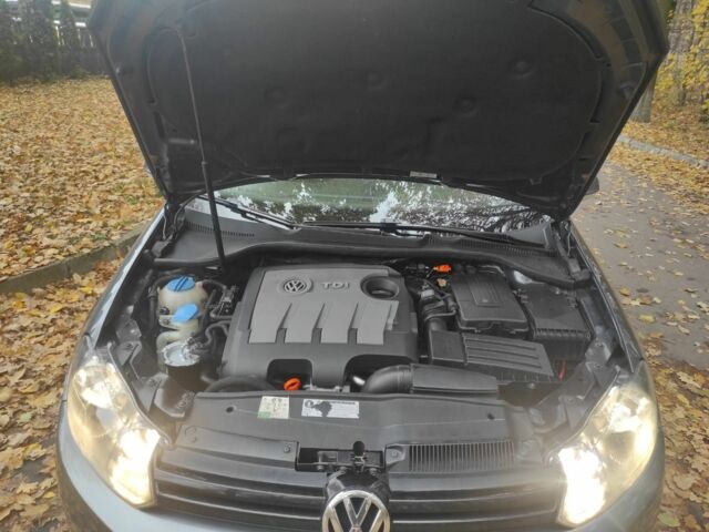 Фольксваген Гольф 2011 в Виннице на Automoto.ua Серый Фольксваген Гольф, объемом двигателя 1.6 л и пробегом 280 тыс. км за 7400 $, фото 15 на Automoto.ua