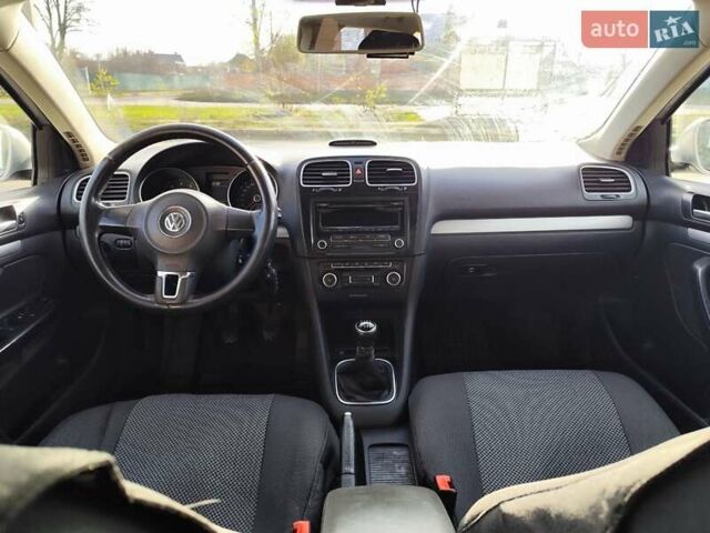 Серый Фольксваген Гольф, объемом двигателя 1.39 л и пробегом 155 тыс. км за 8000 $, фото 8 на Automoto.ua