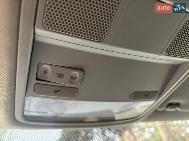 Серый Фольксваген Гольф, объемом двигателя 1.6 л и пробегом 235 тыс. км за 7750 $, фото 18 на Automoto.ua