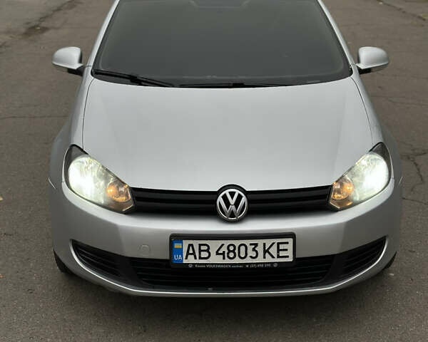 Серый Фольксваген Гольф, объемом двигателя 1.6 л и пробегом 230 тыс. км за 7400 $, фото 13 на Automoto.ua