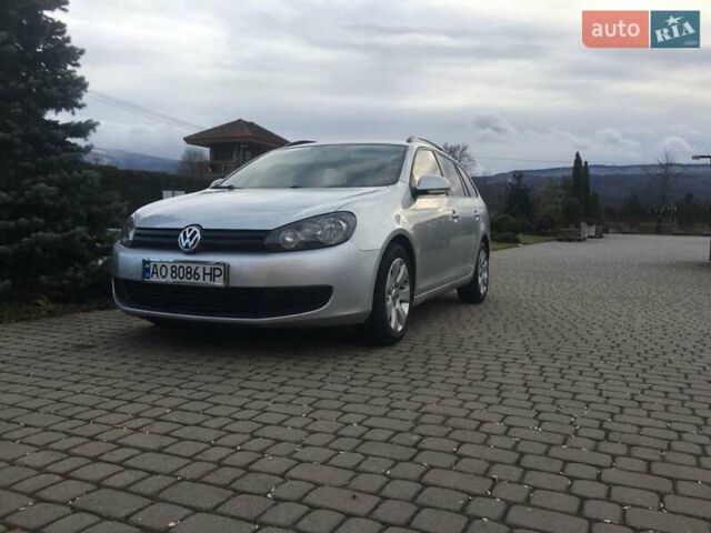 Серый Фольксваген Гольф, объемом двигателя 1.6 л и пробегом 318 тыс. км за 7600 $, фото 5 на Automoto.ua