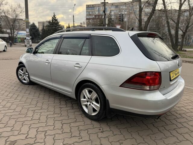 Сірий Фольксваген Гольф, об'ємом двигуна 1.6 л та пробігом 296 тис. км за 7500 $, фото 4 на Automoto.ua