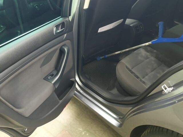 Сірий Фольксваген Гольф, об'ємом двигуна 1.2 л та пробігом 210 тис. км за 6700 $, фото 12 на Automoto.ua