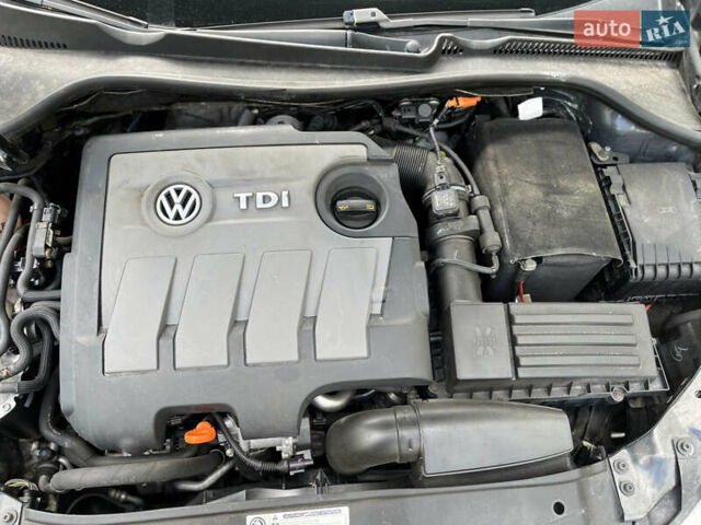 Сірий Фольксваген Гольф, об'ємом двигуна 1.6 л та пробігом 307 тис. км за 8700 $, фото 58 на Automoto.ua