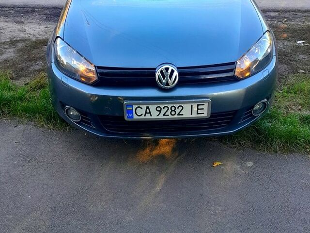 Серый Фольксваген Гольф, объемом двигателя 1.6 л и пробегом 274 тыс. км за 6700 $, фото 8 на Automoto.ua