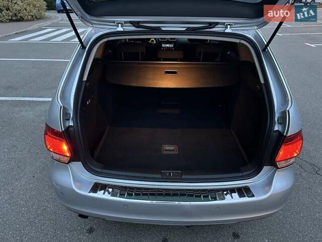 Сірий Фольксваген Гольф, об'ємом двигуна 1.6 л та пробігом 209 тис. км за 9000 $, фото 8 на Automoto.ua