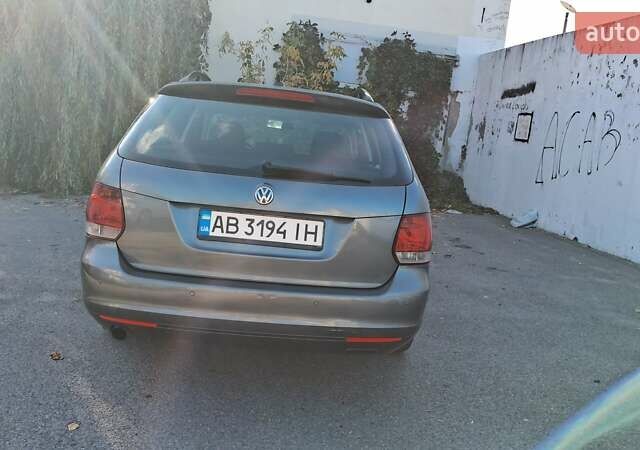 Фольксваген Гольф 2011 у Вінниці на Automoto.ua Сірий Фольксваген Гольф, об'ємом двигуна 1.6 л та пробігом 193 тис. км за 8850 $, фото 14 на Automoto.ua