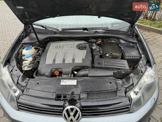 Серый Фольксваген Гольф, объемом двигателя 1.6 л и пробегом 272 тыс. км за 7500 $, фото 22 на Automoto.ua