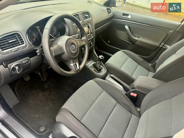 Сірий Фольксваген Гольф, об'ємом двигуна 1.6 л та пробігом 217 тис. км за 7699 $, фото 10 на Automoto.ua