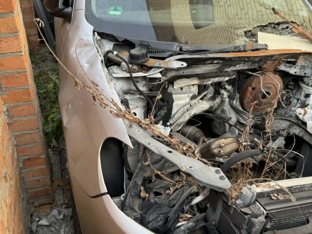 Серый Фольксваген Гольф, объемом двигателя 0 л и пробегом 200 тыс. км за 3500 $, фото 4 на Automoto.ua