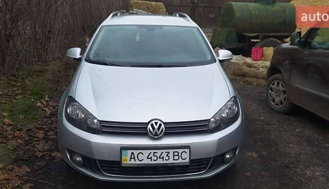 Серый Фольксваген Гольф, объемом двигателя 1.6 л и пробегом 260 тыс. км за 11000 $, фото 6 на Automoto.ua