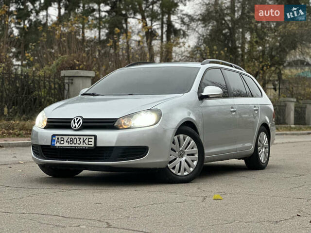 Серый Фольксваген Гольф, объемом двигателя 1.6 л и пробегом 230 тыс. км за 7300 $, фото 19 на Automoto.ua