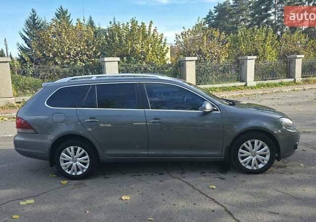 Серый Фольксваген Гольф, объемом двигателя 1.6 л и пробегом 334 тыс. км за 8799 $, фото 11 на Automoto.ua