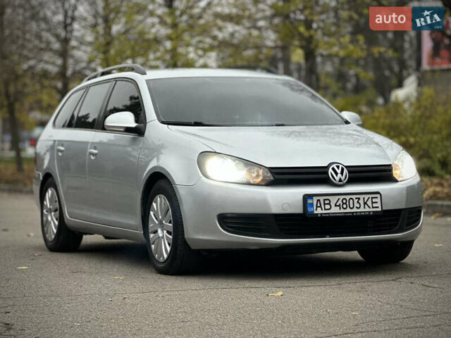 Серый Фольксваген Гольф, объемом двигателя 1.6 л и пробегом 230 тыс. км за 7400 $, фото 2 на Automoto.ua