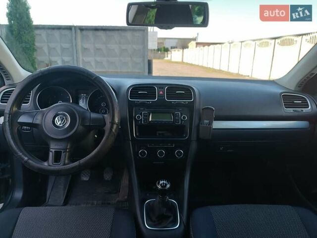 Сірий Фольксваген Гольф, об'ємом двигуна 1.6 л та пробігом 212 тис. км за 7400 $, фото 8 на Automoto.ua