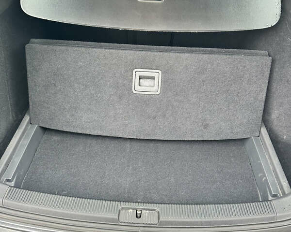 Сірий Фольксваген Гольф, об'ємом двигуна 1.6 л та пробігом 159 тис. км за 9950 $, фото 23 на Automoto.ua