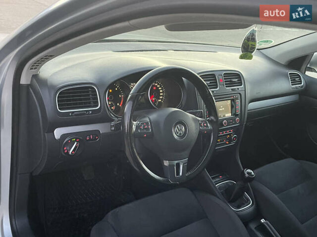 Серый Фольксваген Гольф, объемом двигателя 2 л и пробегом 221 тыс. км за 8699 $, фото 77 на Automoto.ua