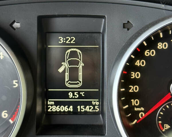 Сірий Фольксваген Гольф, об'ємом двигуна 1.6 л та пробігом 286 тис. км за 8300 $, фото 10 на Automoto.ua