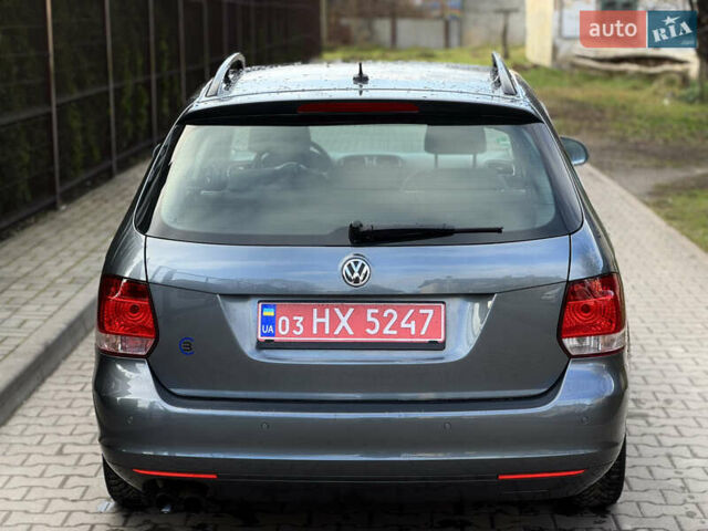 Серый Фольксваген Гольф, объемом двигателя 1.39 л и пробегом 251 тыс. км за 6800 $, фото 12 на Automoto.ua
