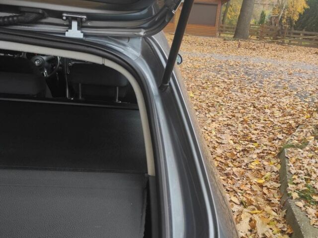 Фольксваген Гольф 2011 в Виннице на Automoto.ua Серый Фольксваген Гольф, объемом двигателя 1.6 л и пробегом 280 тыс. км за 7400 $, фото 20 на Automoto.ua