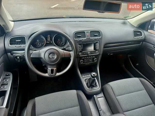 Сірий Фольксваген Гольф, об'ємом двигуна 1.6 л та пробігом 217 тис. км за 7699 $, фото 19 на Automoto.ua