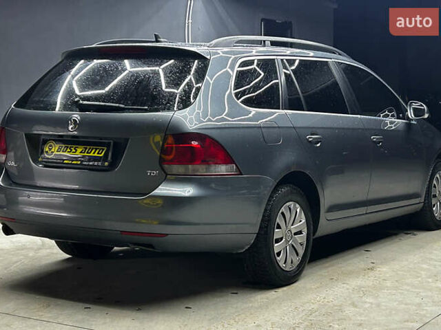 Сірий Фольксваген Гольф, об'ємом двигуна 1.6 л та пробігом 276 тис. км за 7000 $, фото 6 на Automoto.ua