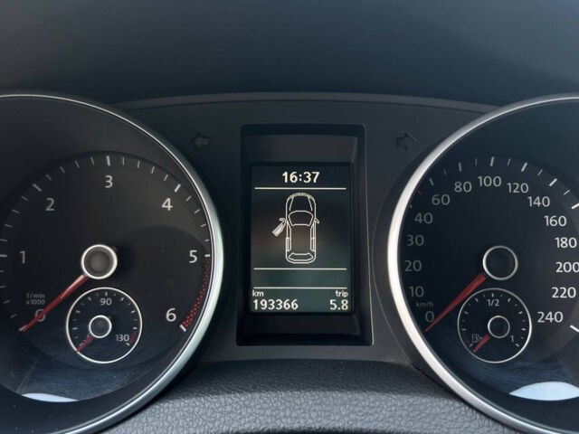 Сірий Фольксваген Гольф, об'ємом двигуна 1.6 л та пробігом 199 тис. км за 9000 $, фото 12 на Automoto.ua