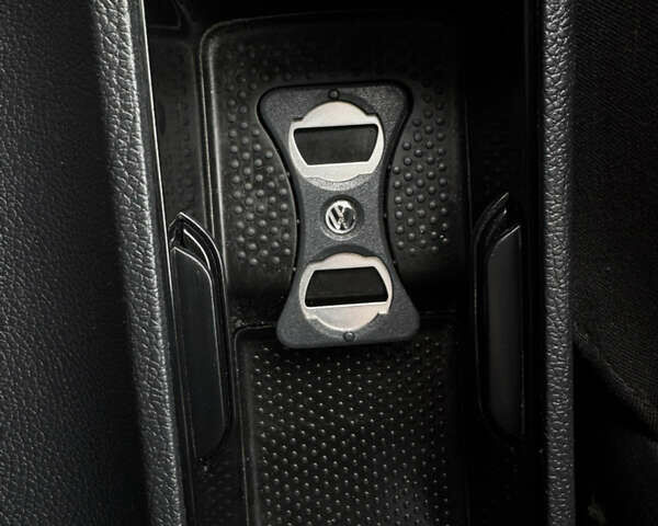 Серый Фольксваген Гольф, объемом двигателя 1.39 л и пробегом 193 тыс. км за 7650 $, фото 36 на Automoto.ua