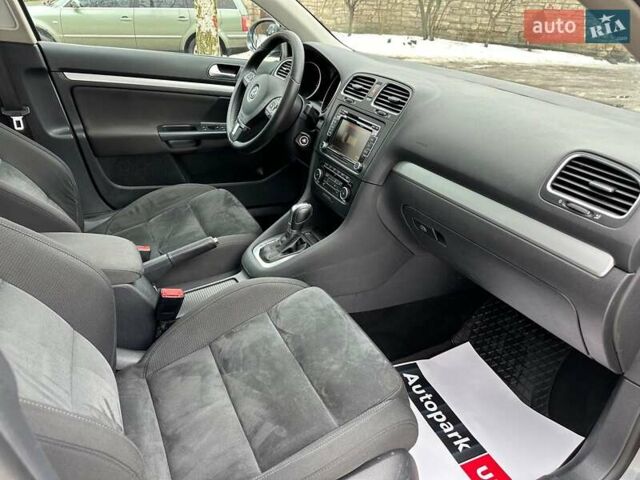 Серый Фольксваген Гольф, объемом двигателя 1.6 л и пробегом 249 тыс. км за 7940 $, фото 19 на Automoto.ua