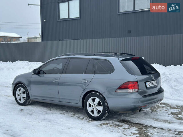 Серый Фольксваген Гольф, объемом двигателя 1.2 л и пробегом 272 тыс. км за 7000 $, фото 6 на Automoto.ua