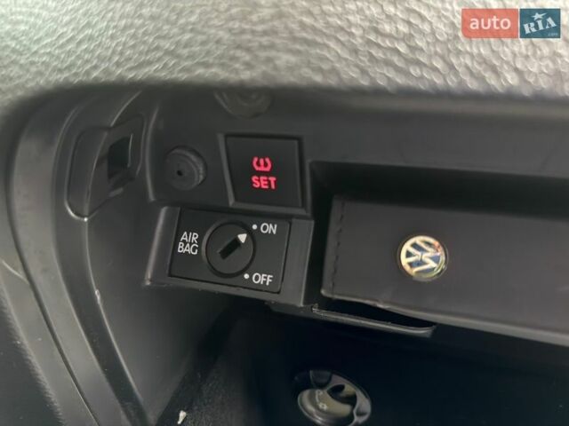 Серый Фольксваген Гольф, объемом двигателя 1.4 л и пробегом 196 тыс. км за 7800 $, фото 72 на Automoto.ua