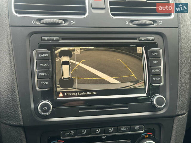 Серый Фольксваген Гольф, объемом двигателя 1.4 л и пробегом 202 тыс. км за 8799 $, фото 57 на Automoto.ua