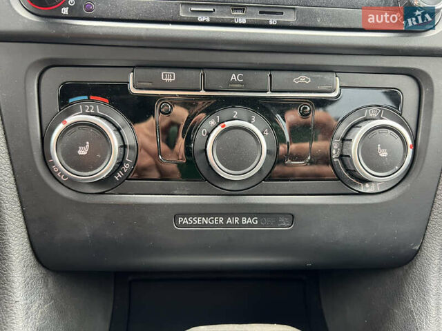 Сірий Фольксваген Гольф, об'ємом двигуна 1.6 л та пробігом 270 тис. км за 8300 $, фото 41 на Automoto.ua