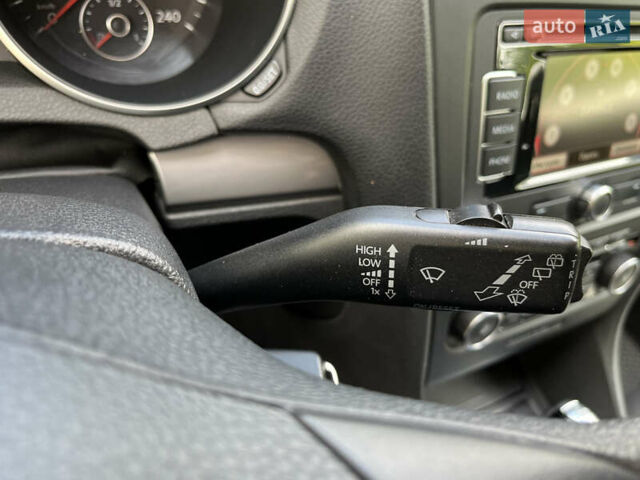Сірий Фольксваген Гольф, об'ємом двигуна 1.6 л та пробігом 307 тис. км за 8700 $, фото 13 на Automoto.ua