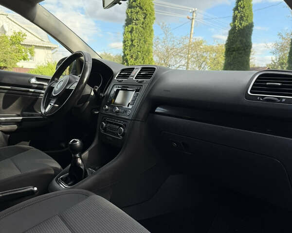 Сірий Фольксваген Гольф, об'ємом двигуна 1.6 л та пробігом 283 тис. км за 7650 $, фото 37 на Automoto.ua