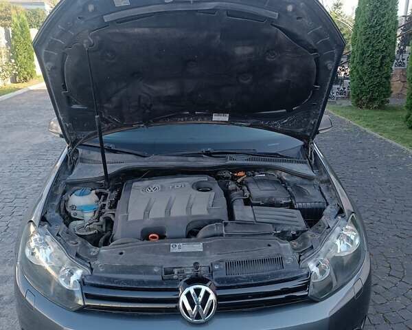 Сірий Фольксваген Гольф, об'ємом двигуна 1.6 л та пробігом 212 тис. км за 7400 $, фото 16 на Automoto.ua