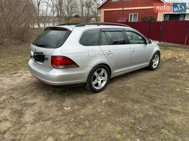 Сірий Фольксваген Гольф, об'ємом двигуна 1.6 л та пробігом 300 тис. км за 7000 $, фото 9 на Automoto.ua