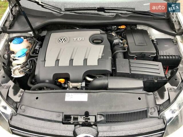 Серый Фольксваген Гольф, объемом двигателя 1.6 л и пробегом 313 тыс. км за 6600 $, фото 13 на Automoto.ua