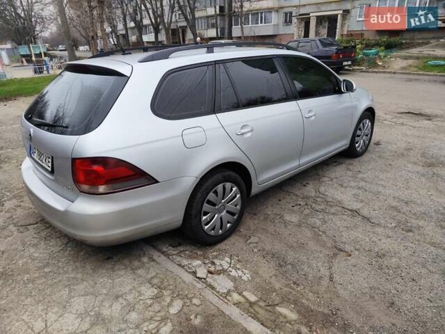 Серый Фольксваген Гольф, объемом двигателя 1.6 л и пробегом 259 тыс. км за 8000 $, фото 2 на Automoto.ua