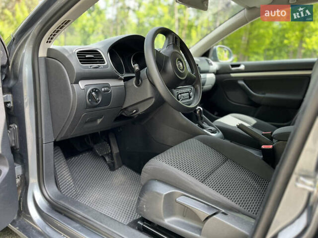 Сірий Фольксваген Гольф, об'ємом двигуна 1.6 л та пробігом 307 тис. км за 8700 $, фото 30 на Automoto.ua