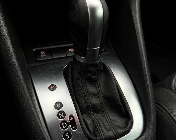 Серый Фольксваген Гольф, объемом двигателя 1.4 л и пробегом 196 тыс. км за 7800 $, фото 49 на Automoto.ua