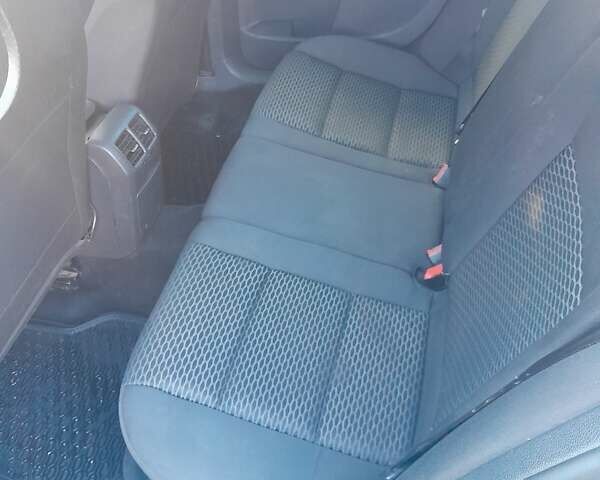 Серый Фольксваген Гольф, объемом двигателя 1.6 л и пробегом 274 тыс. км за 6700 $, фото 7 на Automoto.ua