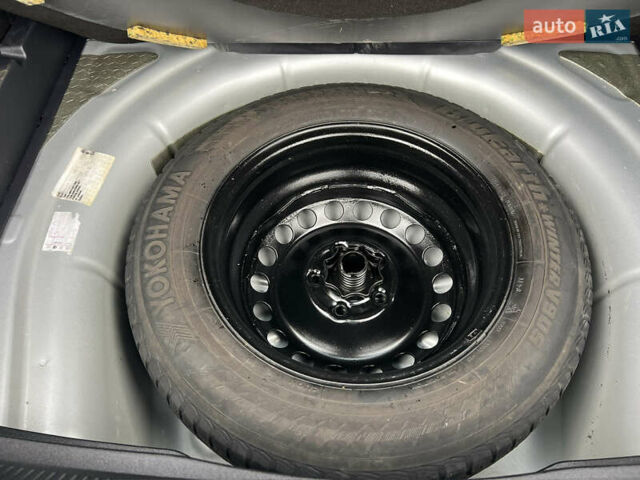 Сірий Фольксваген Гольф, об'ємом двигуна 1.6 л та пробігом 270 тис. км за 8300 $, фото 34 на Automoto.ua