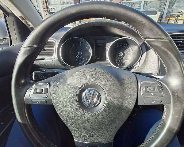 Сірий Фольксваген Гольф, об'ємом двигуна 2 л та пробігом 222 тис. км за 8200 $, фото 3 на Automoto.ua