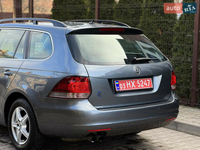 Серый Фольксваген Гольф, объемом двигателя 1.39 л и пробегом 251 тыс. км за 6800 $, фото 10 на Automoto.ua