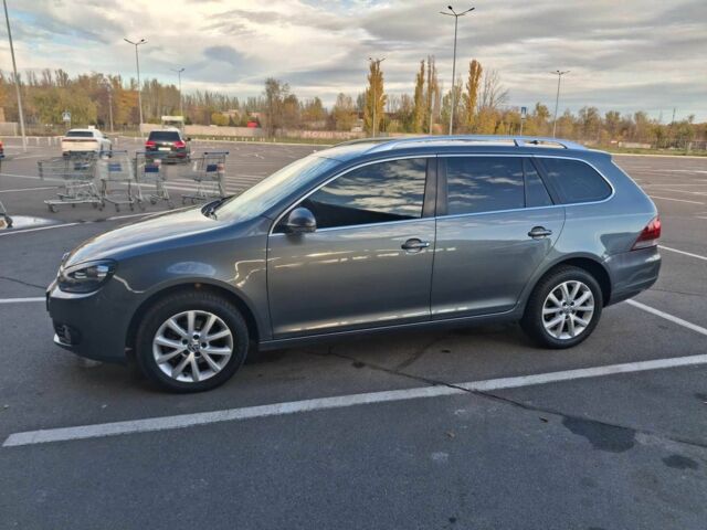 Серый Фольксваген Гольф, объемом двигателя 1.6 л и пробегом 273 тыс. км за 7500 $, фото 1 на Automoto.ua