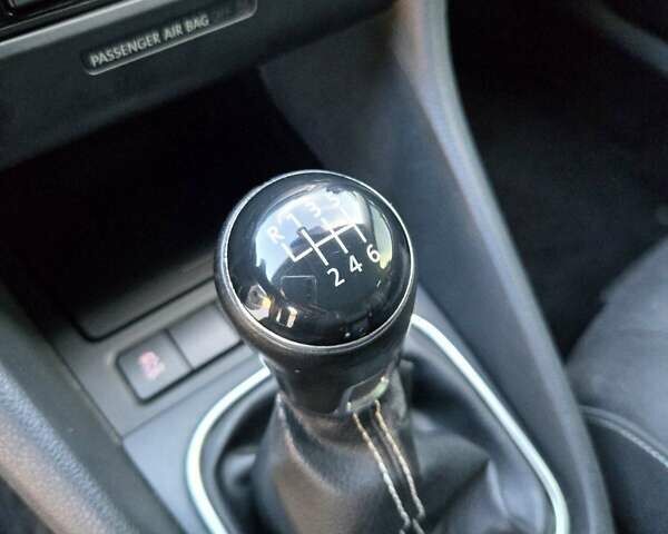 Сірий Фольксваген Гольф, об'ємом двигуна 1.39 л та пробігом 208 тис. км за 7999 $, фото 31 на Automoto.ua